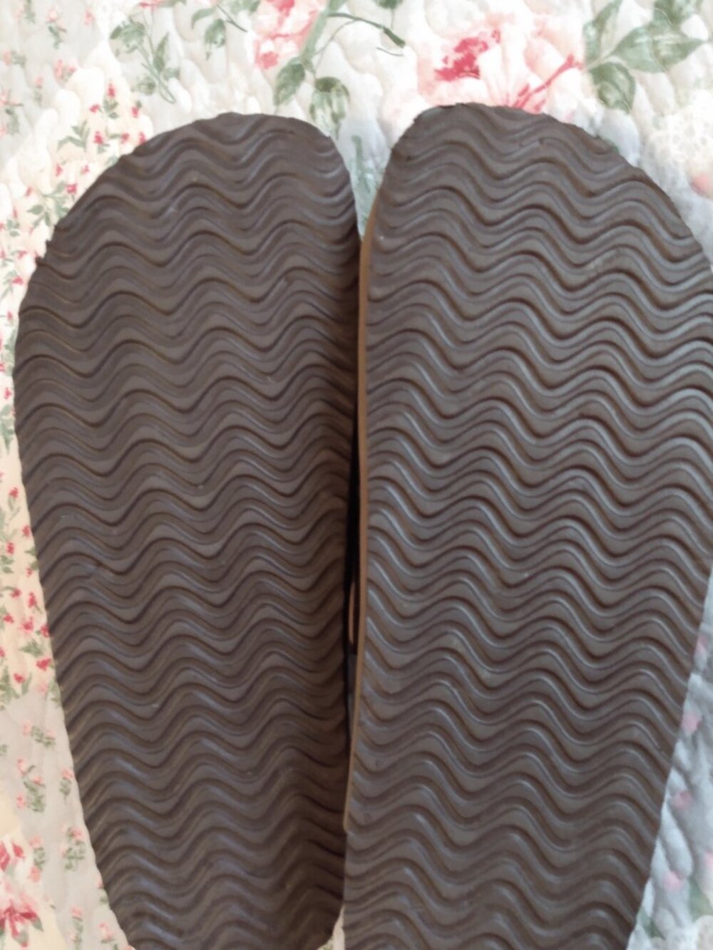 cusionaire, clogs size 7m, tan never worn! - Picture 9 of 9